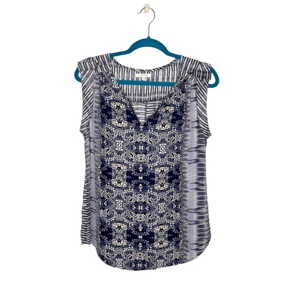 Maurices Epaulet Shoulder Sleeveless V Neck Blue Pattern Blouse - Picture 1 of 8